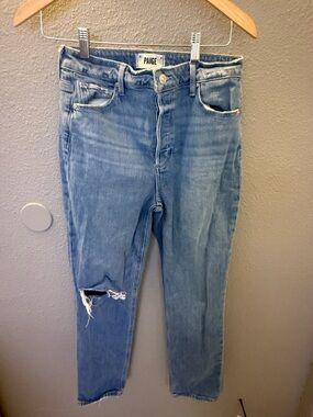 PAIGE Light Blue Skinny Jeans with Distressed Knee